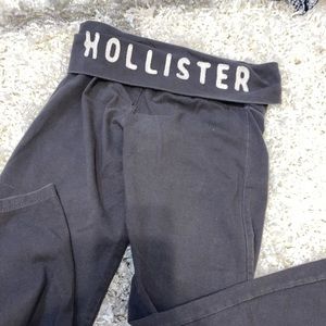 Hardly worn Hollister carpi yoga!